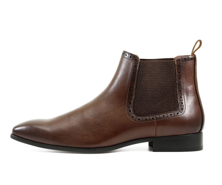 Amali Hayes brown chelsea boots side